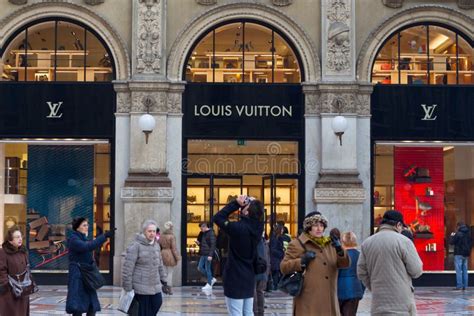 louis vuitton locations in italy|buying louis vuitton in italy.